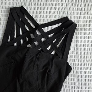 Le Chateau Black Strappy Formfitting Slimming Formal Dress MADE IN CANADA 🇨🇦